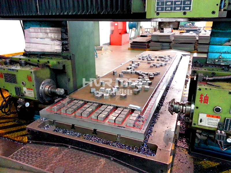 提升機(jī)加工精度的神器，悍威cnc電永磁吸盤