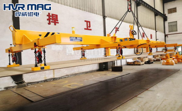 不同尺寸規(guī)格的鋼板如何高效吊裝？悍威磁力吊具來幫您