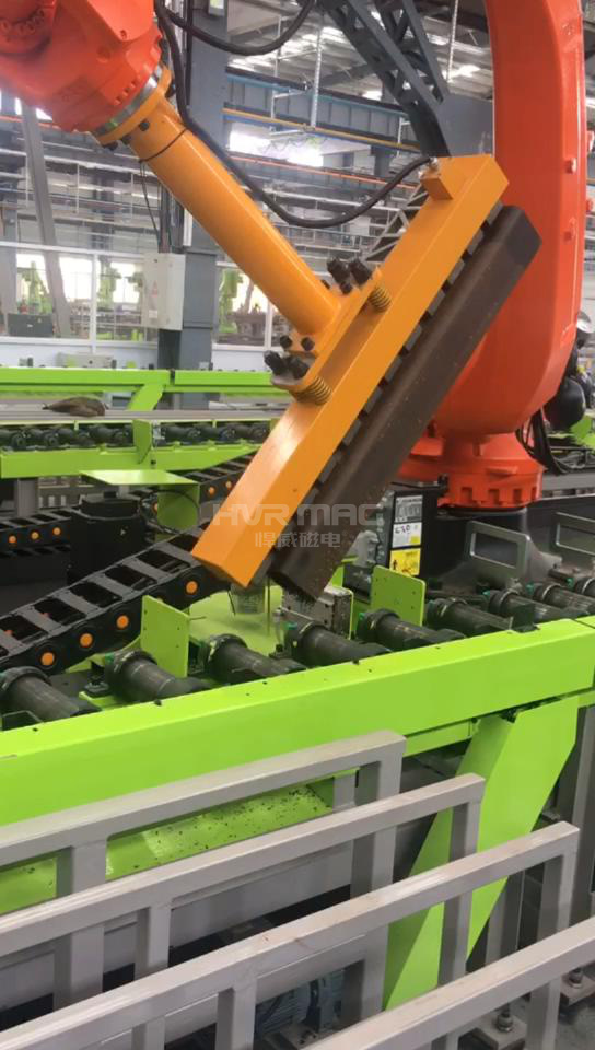 吸盤機(jī)械手